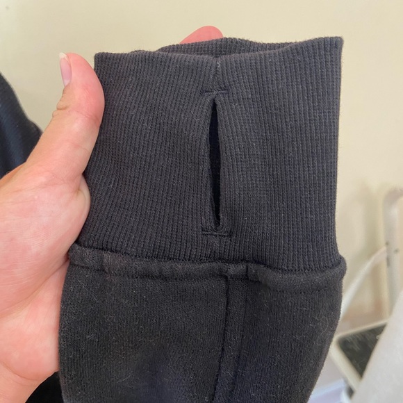 SOLD - Lululemon Scuba Half-Zip Oversized Hoodie (open to offers) - Picture 9 of 11